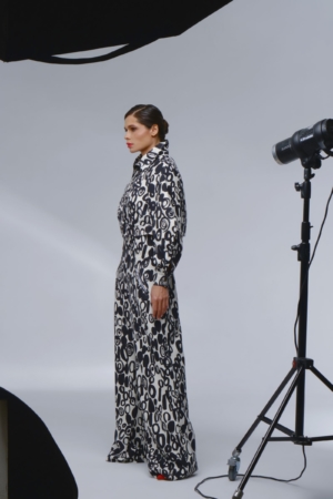 Брюки-лужи из итальянского хлопка с шерстью с принтом, фото 2